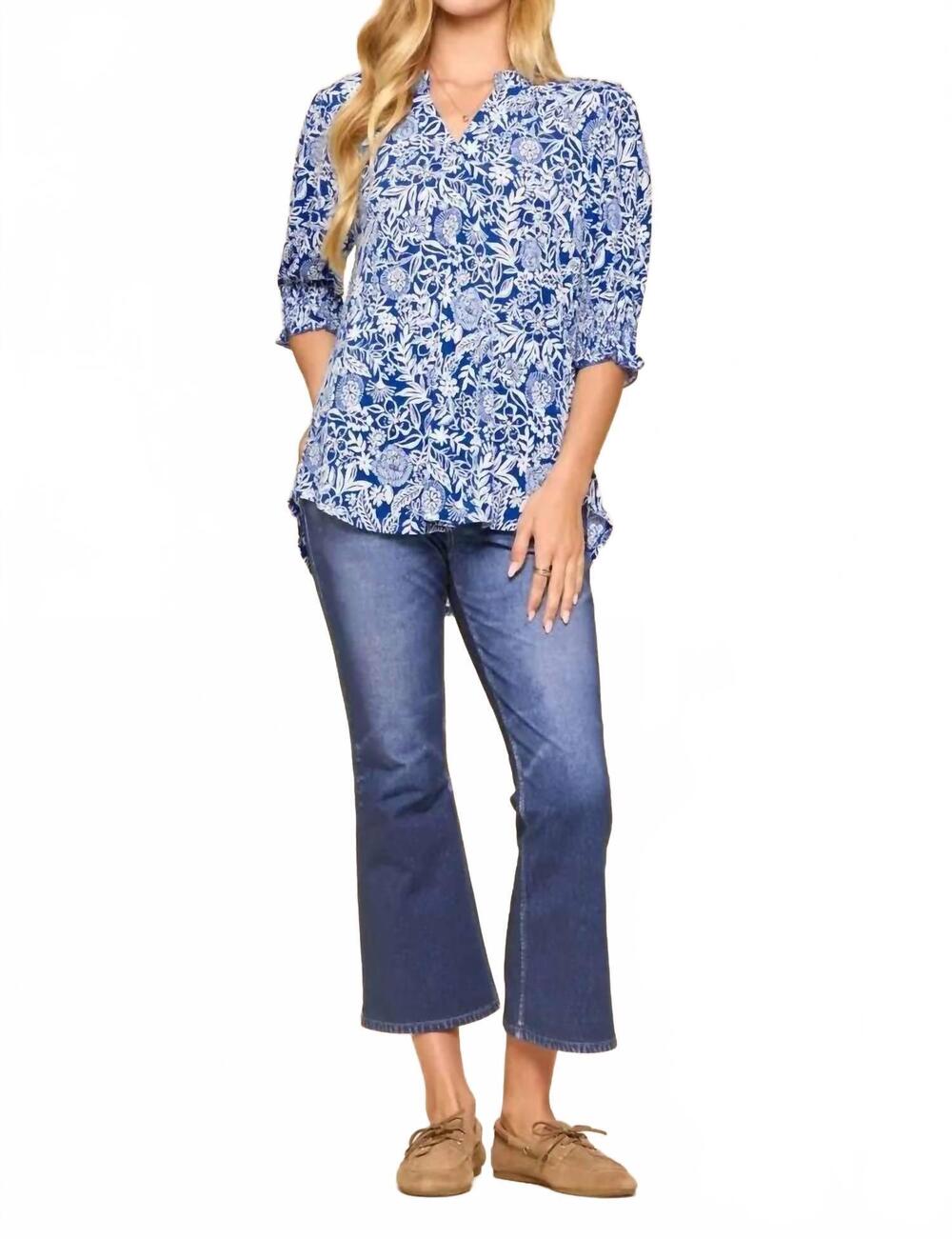 NEW DEAR SCARLETT smocked 3/4 sleeve lizzy top in blue/white